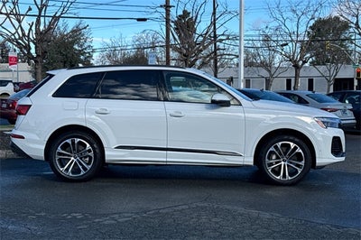 2025 Audi Q7 45 Premium quattro