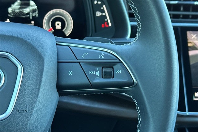 2025 Audi Q7 45 Premium quattro