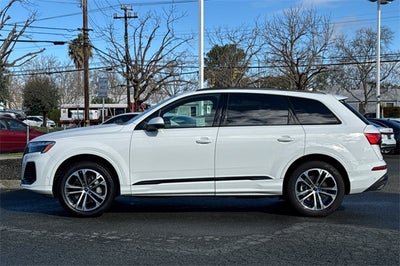 2025 Audi Q7 45 Premium quattro