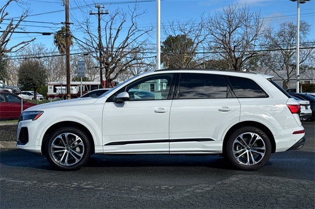 2025 Audi Q7 45 Premium quattro