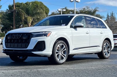 2025 Audi Q7 45 Premium quattro
