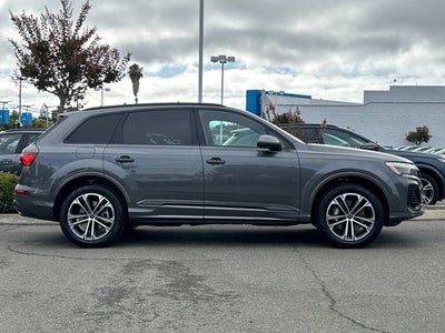 2026 Audi Q7 45 Premium quattro