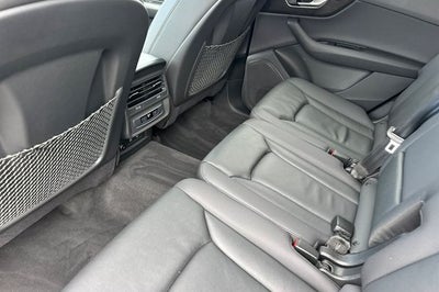 2023 Audi Q7 45 Premium quattro