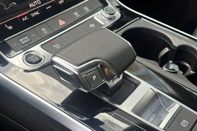 2023 Audi Q7 45 Premium quattro