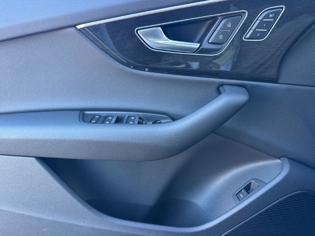 2026 Audi Q7 45 Premium quattro