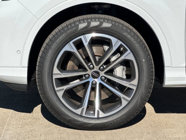2026 Audi Q7 45 Premium quattro