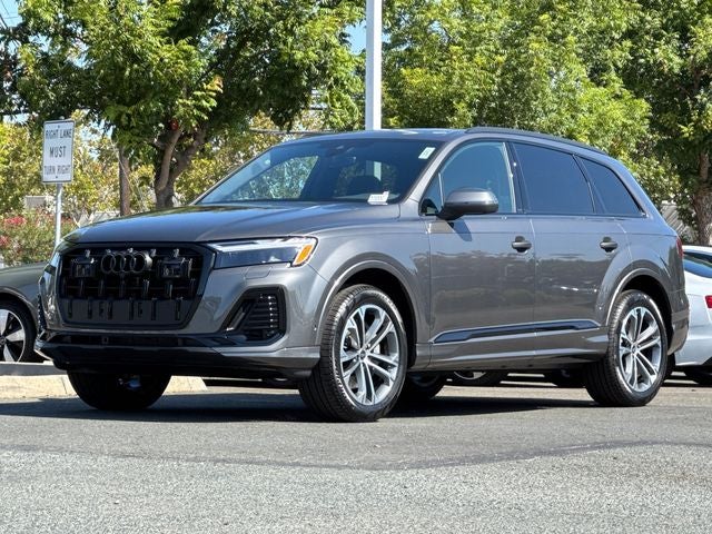 2026 Audi Q7 45 Premium quattro