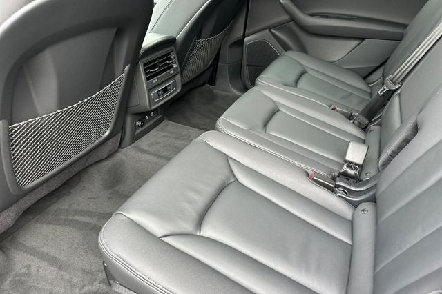 2026 Audi Q7 45 Premium quattro