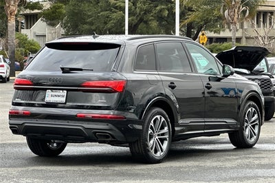 2026 Audi Q7 45 Premium quattro