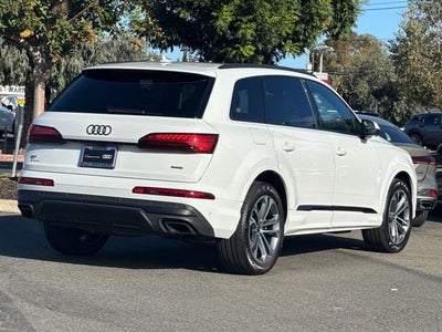 2026 Audi Q7 45 Premium quattro