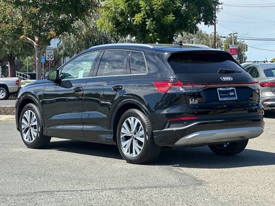 2024 Audi Q4 e-tron Premium
