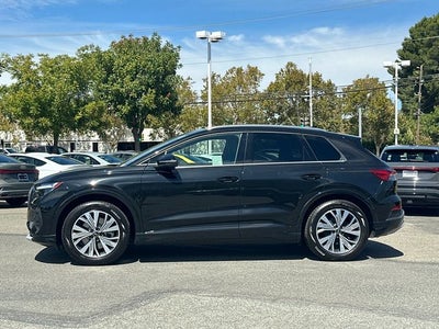 2024 Audi Q4 e-tron Premium