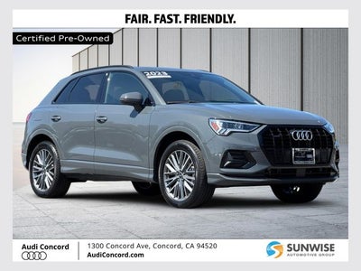2023 Audi Q3 Premium quattro