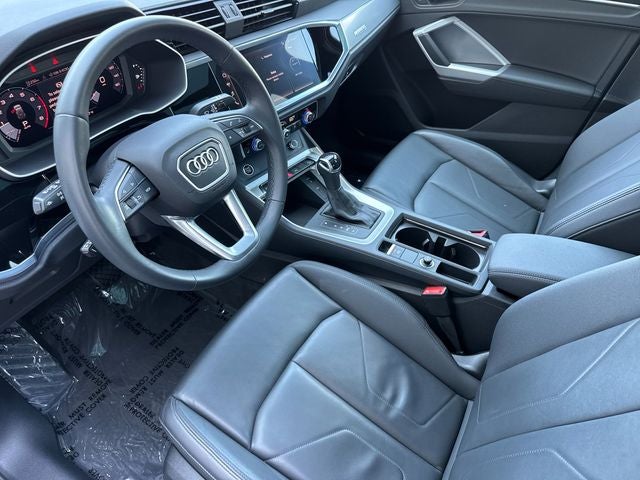 2023 Audi Q3 Premium quattro