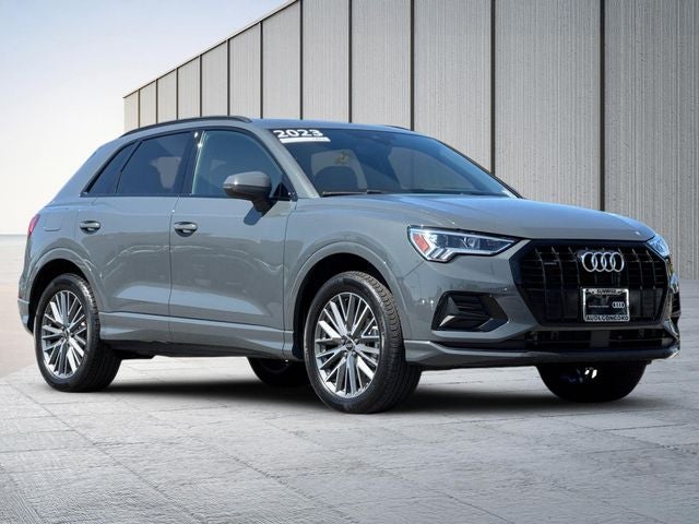 2023 Audi Q3 Premium quattro