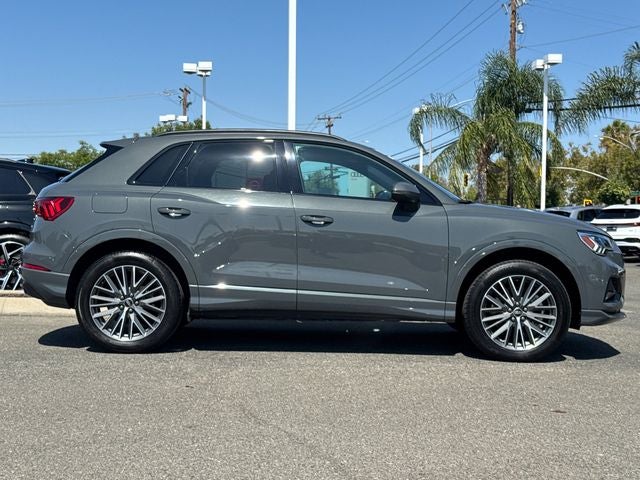 2023 Audi Q3 Premium quattro