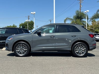 2023 Audi Q3 Premium quattro