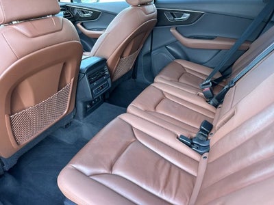 2023 Audi Q7 55 Premium quattro