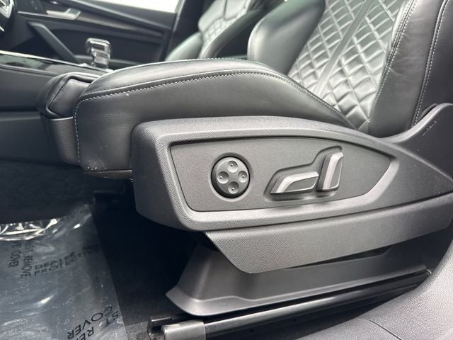 2023 Audi SQ5 Premium Plus quattro