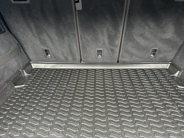 2023 Audi SQ5 Premium Plus quattro