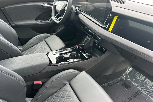 2025 Audi SQ6 e-tron Prestige quattro