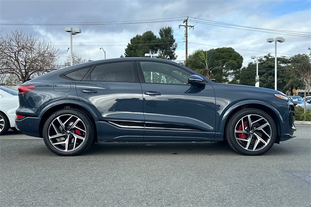 2025 Audi SQ6 e-tron Prestige quattro
