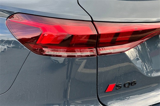 2025 Audi SQ6 e-tron Prestige quattro
