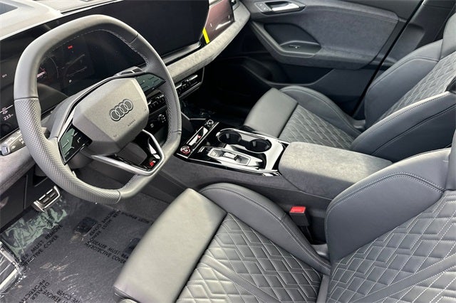 2025 Audi SQ6 e-tron Prestige quattro