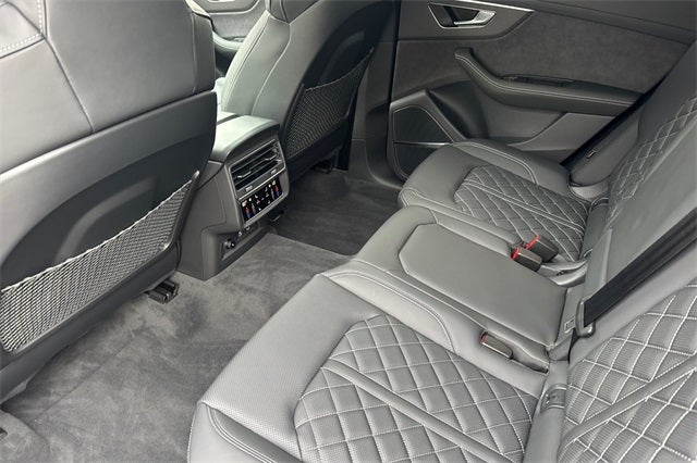 2026 Audi SQ8 4.0T Prestige quattro