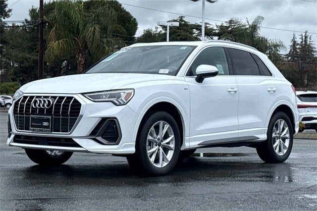 2025 Audi Q3 Premium S Line quattro