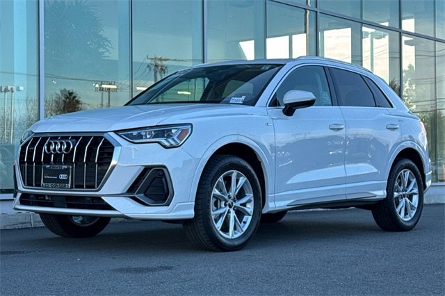 2023 Audi Q3 Premium S Line quattro