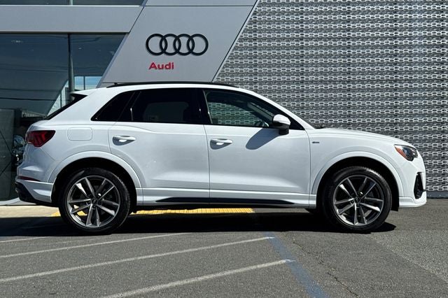 2022 Audi Q3 Premium S Line quattro