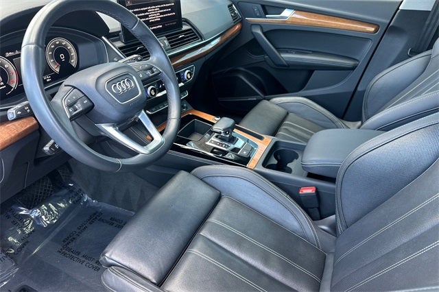 2023 Audi Q5 45 S line Premium quattro