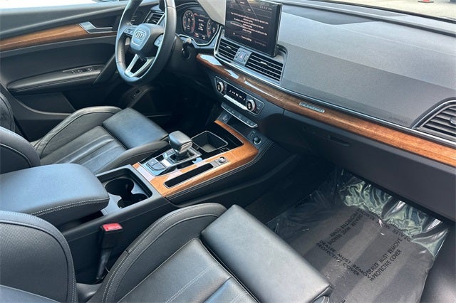 2023 Audi Q5 45 S line Premium quattro