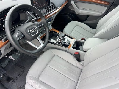 2023 Audi Q5 45 S line Premium quattro