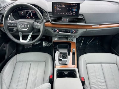 2023 Audi Q5 45 S line Premium quattro