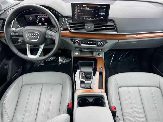2023 Audi Q5 45 S line Premium quattro
