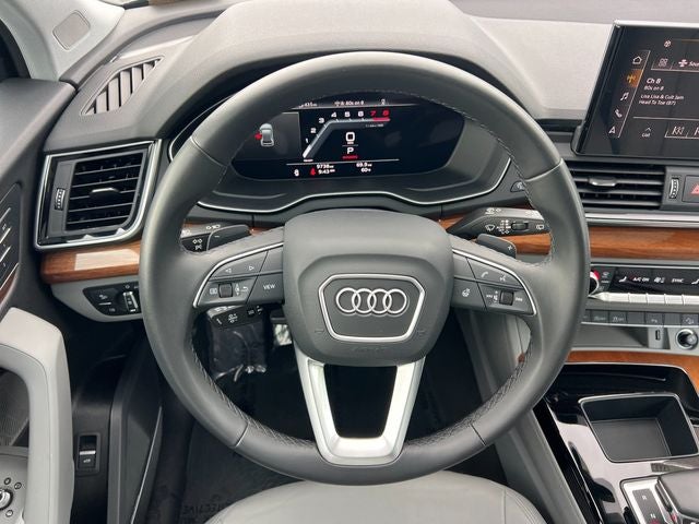 2023 Audi Q5 45 S line Premium quattro