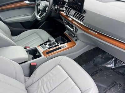 2023 Audi Q5 45 S line Premium quattro