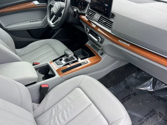 2023 Audi Q5 45 S line Premium quattro