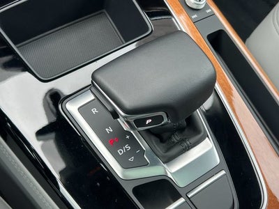 2023 Audi Q5 45 S line Premium quattro