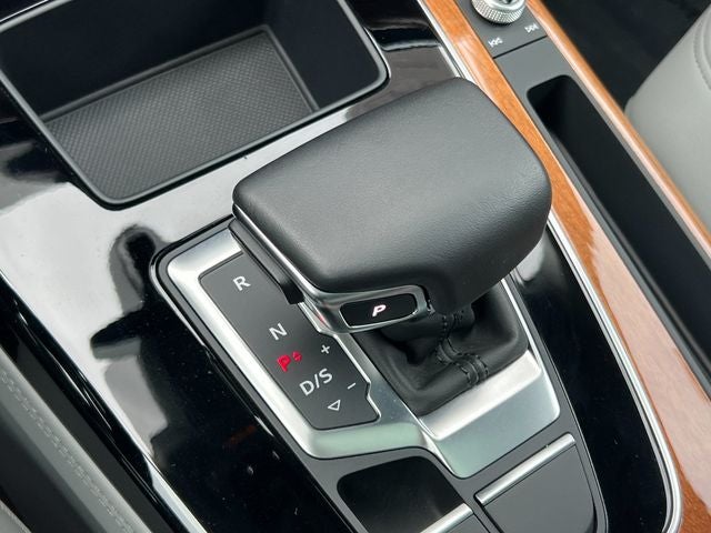 2023 Audi Q5 45 S line Premium quattro