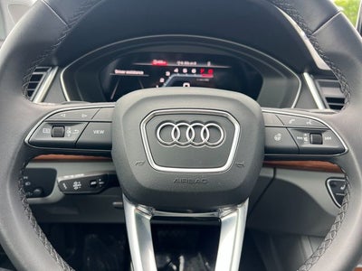 2023 Audi Q5 45 S line Premium quattro