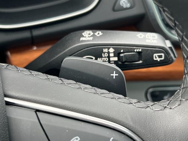 2023 Audi Q5 45 S line Premium quattro