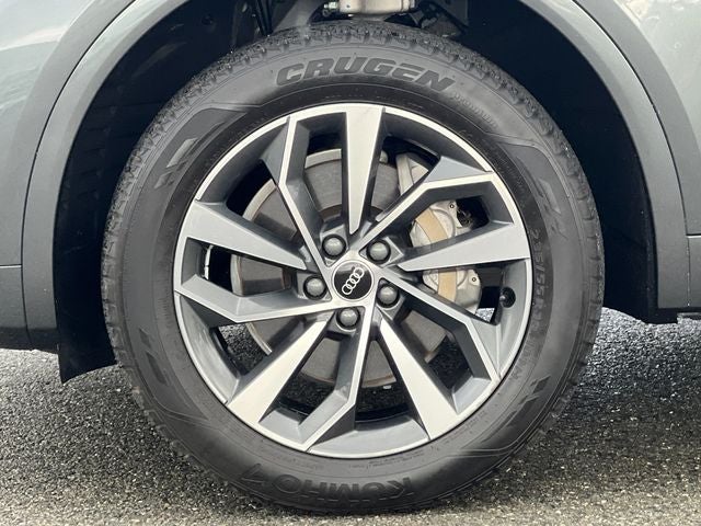 2023 Audi Q5 45 S line Premium quattro