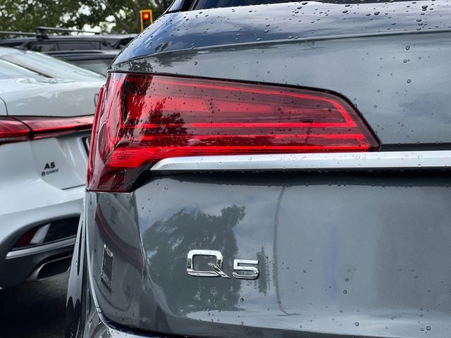 2023 Audi Q5 45 S line Premium quattro