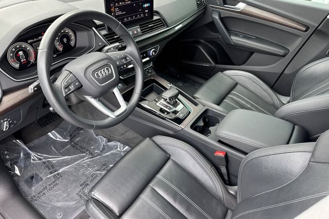 2023 Audi Q5 45 S line Premium quattro