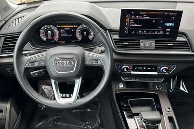 2023 Audi Q5 45 S line Premium quattro