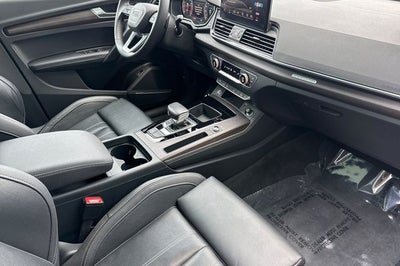 2023 Audi Q5 45 S line Premium quattro