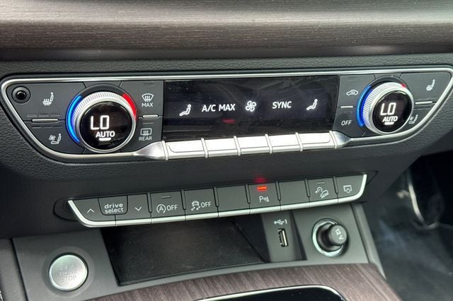 2023 Audi Q5 45 S line Premium quattro